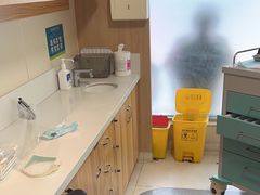 -上海仁爱医院口腔科 · 种植