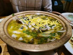 -老滇山寨•云南特色菜•地方菜•民族风情歌舞表演(金碧店)