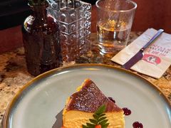 布朗石巴斯克芝士蛋糕-BROWNSTONE布朗石西班牙餐厅(富城店)