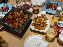 -街角等你.大连海鲜烧烤.经典铁板海鲜串(西安路店)