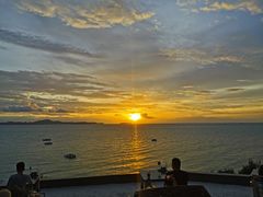 -网红落日悬崖餐厅 The Sky Gallery