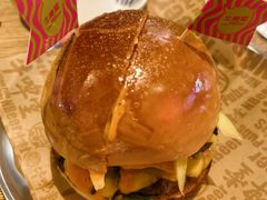 -牛啤堂精酿啤酒餐吧(五棵松华熙店)