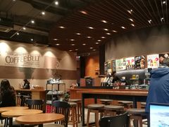 大堂-星巴克(西安曲江银泰店)