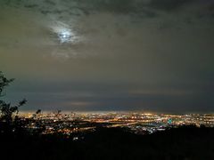 -鬼笑石后山停车场