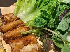 -大头虾越式风味餐厅(光明广场店)