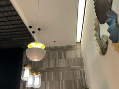 -爱碗亭·鲜炒湖南菜(壹城中心店)