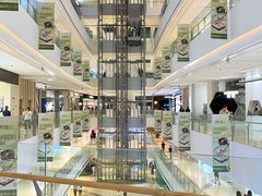 -LuOne凯德晶萃广场(徐家汇路店)
