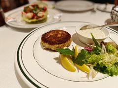 招牌蟹肉饼-Wolfgang’s Steakhouse 沃夫冈牛排馆(上海白玉兰广场店)