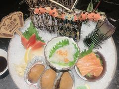 -半岛翡丽海鲜自助餐厅(观风亭店)