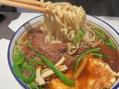 -镇南锅盖面馆(解放路店)