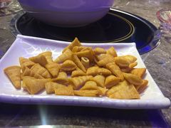 -三人行骨头王火锅(长寿店)