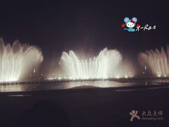 -东港音乐喷泉广场