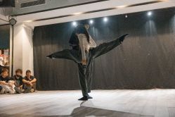 -CASTER跳舞俱乐部