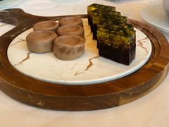 黑枸杞桂花糕-金轩中餐厅 Jin Xuan(浦东丽思卡尔顿酒店)