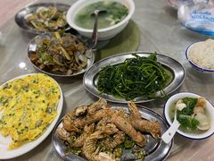 -红月湾海鲜饭店•沙滩海景(双月湾店)