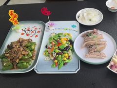 -伊源鼎盛餐饮服务有限公司