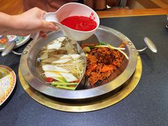 -沸炉重庆老火锅(军事博物馆店)