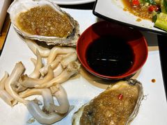 -臻鲜燕海鲜融合餐厅(金陵style店)