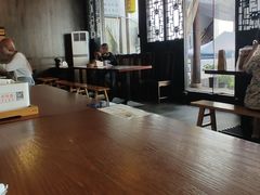 大堂-新万鑫银丝面·非遗无锡味(惠山古镇店)