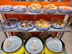 餐具摆设-萝鸡思味秘制泡菜(万家丽店)