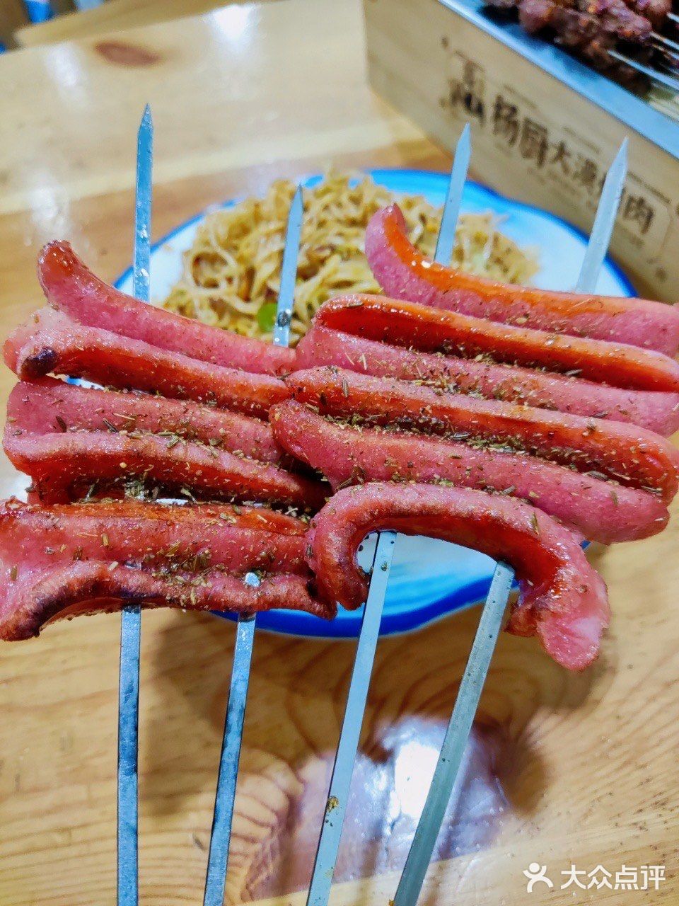 吃烤肉喝小酒，下班后的夜生活！