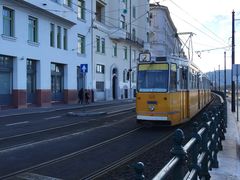 -多瑙河畔鞋履雕塑