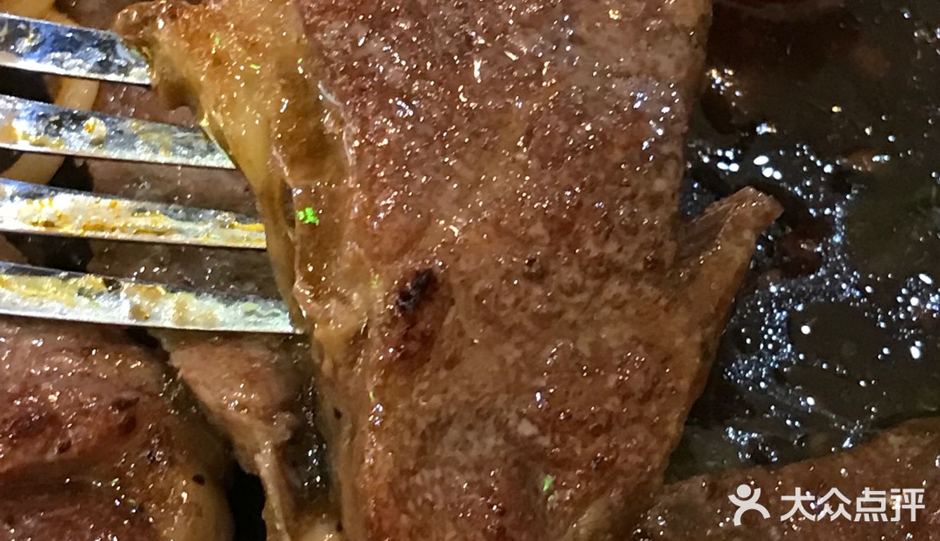 牛排诱惑不停歇