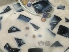 -黄师奶甜品店