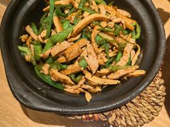 -川堂风·跷脚牛肉·乐山爆炒(宝山日月光店)