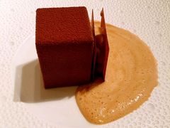 -Le Bernardin