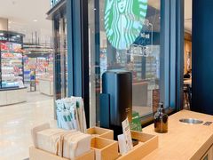 -星巴克臻选(华堂·新辰汇店)