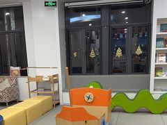 -龙格亲子游泳·水育早教运动中心(上虞钱江中心)
