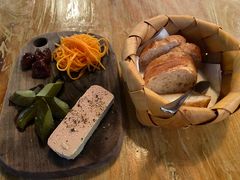 -羽深肉铺 Steak & Wine