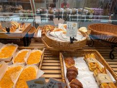 -乐兹薇尔高端烘焙店(海宁西田城店)