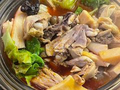 -满格嗦新疆椒麻鸡火锅.炒米粉(川大江安校区店)