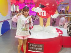 -m豆巧克力世界(上海世茂广场店)