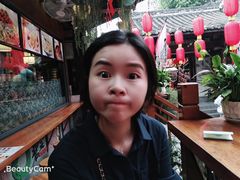 -老黄记手撕烤兔(玉林街店)