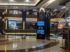 -红星美凯龙（金桥商场店）-地上停车场