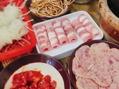 -碰湘地·鲜切牛肉麻辣烫(新世纪家园店)