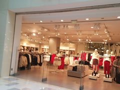 -H&M(鹏欣水游城店)