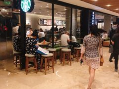 大堂-星巴克臻选(北京银泰店)