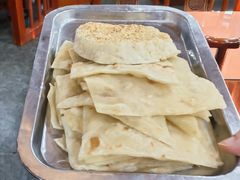 油饼半张-教师之家赵家羊汤馆(东青龙街店)