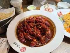 -叶派龙虾•招牌香辣蟹·海鲜(中海国际店)