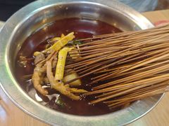 -拐枣巷小串串(财大店)