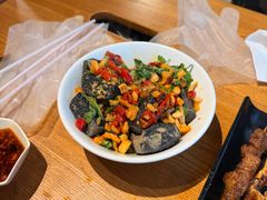 -琥珀老六龙虾(四里河店)