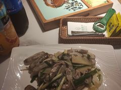 -荷塘秋月·本帮江浙菜(国权路店)