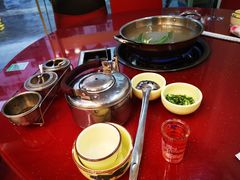 -老石黑山羊毛驴肉火锅(金凯广场店)