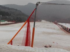 -济南卧虎山滑雪场