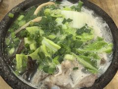 -丽华叶儿粑总汇