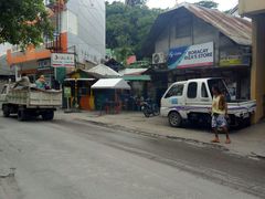 -Jonah's Fruit Shake & Snack Bar